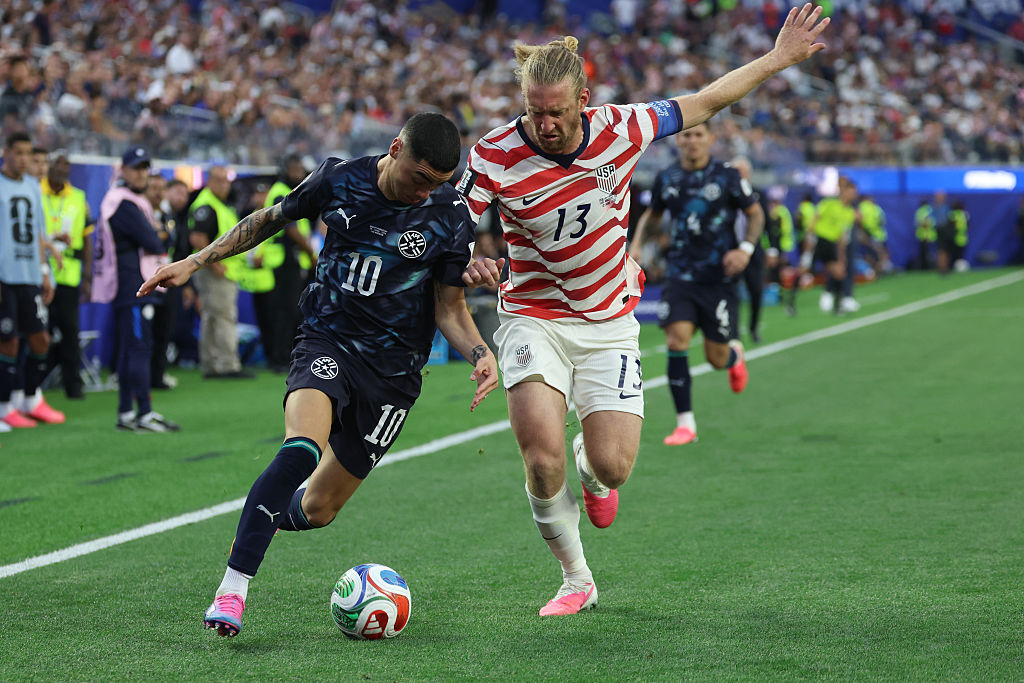 Miguel Almiron featured in Paraguay's Group D campaign